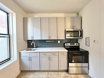 Rented by Doorway NYC, LLC