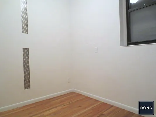 Rented by Bond New York | media 21