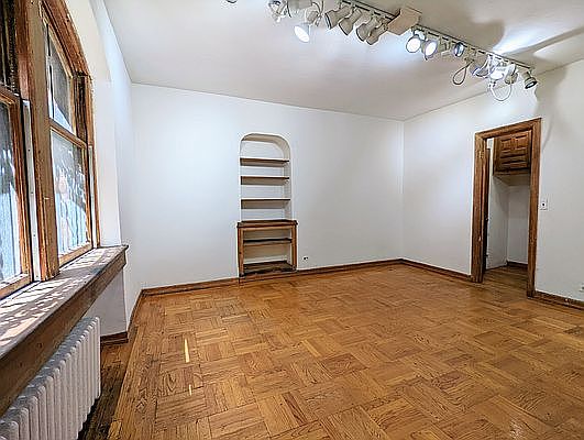 4th image of 340 W End Ave APT C