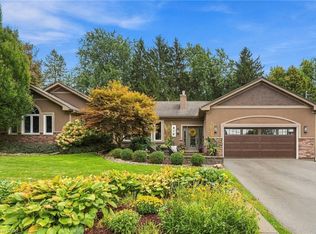 816 Alexander Rd, Ancaster, ON L9G 3E9