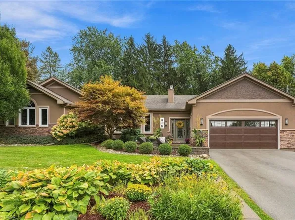 816 Alexander Rd, Ancaster, ON L9G 3E9