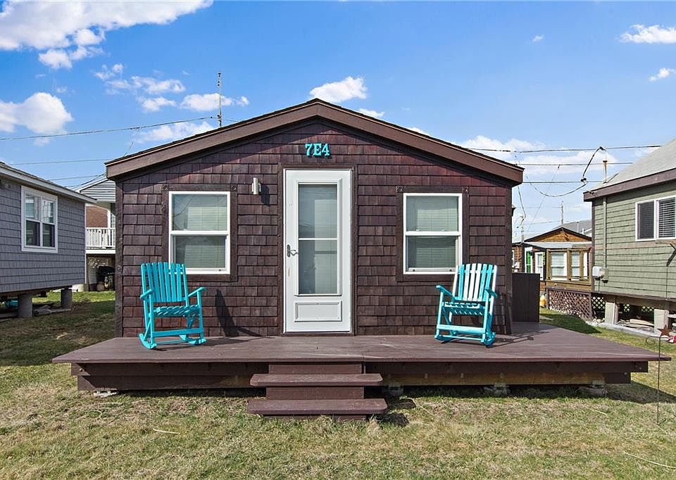 240 Cards Pond Rd, Wakefield, RI 02879 MLS 1354945 Zillow