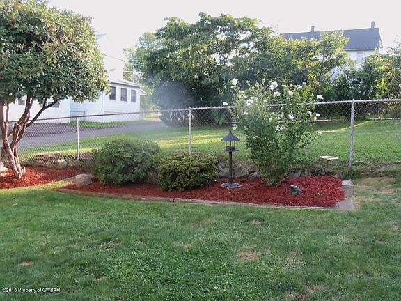 3rd image of 25 Tobin Ln