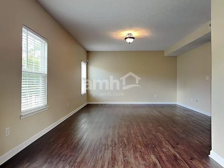 45 Haverstraw Pl — Photo 12