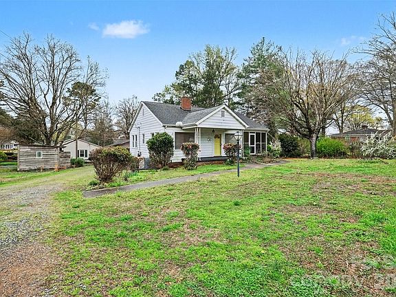 4th image of 503 Rogers Lake Rd