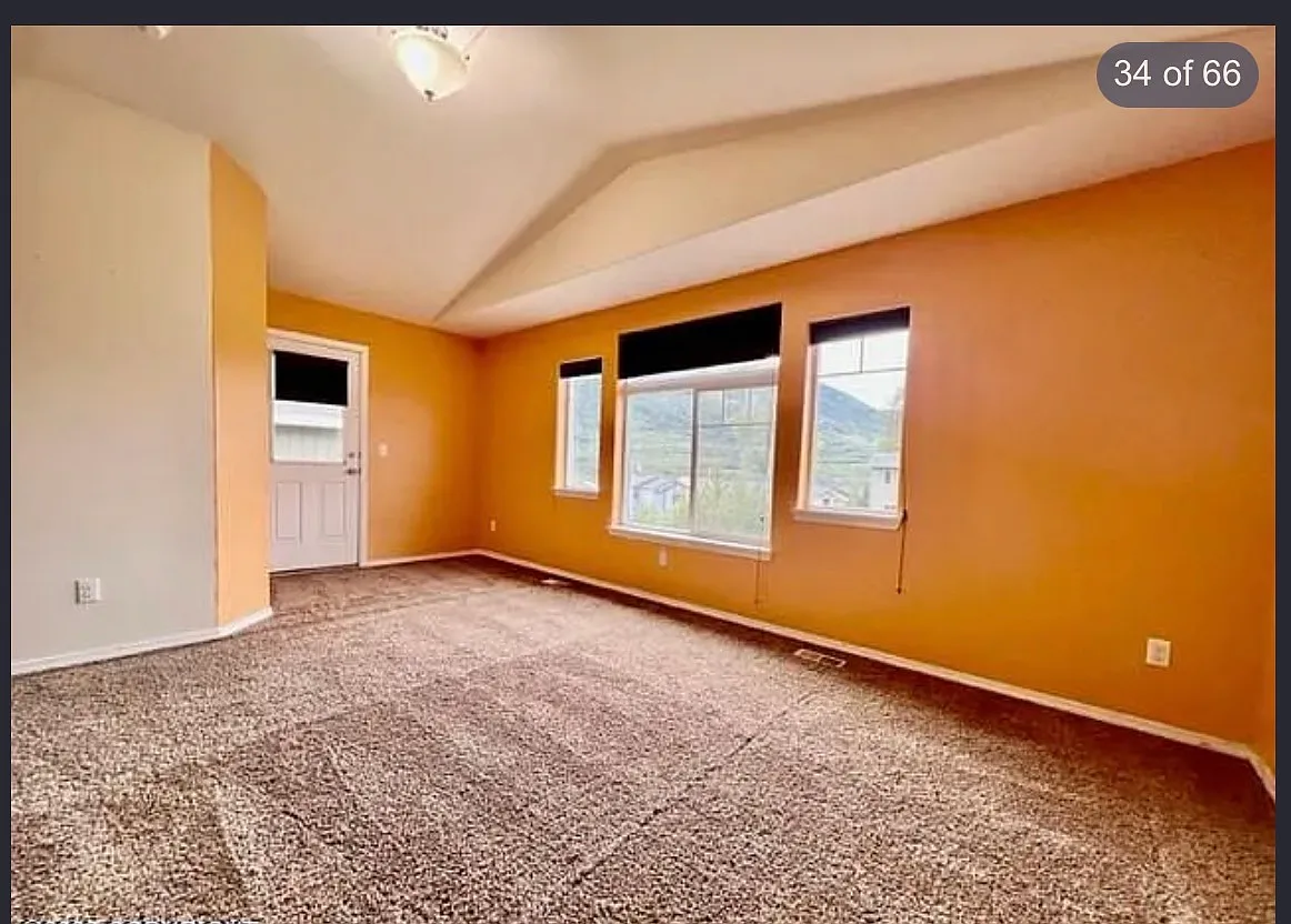 4 bed, 3.5 bath, 2158 sqft, $3,235 — Photo 4