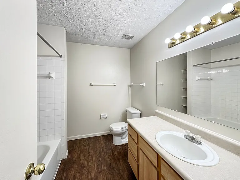 5370 Glenn Cross Rd — Photo 6