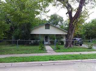 916 Bessie St, Fort Worth, TX 76104