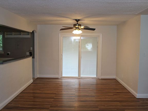 3rd image of 644 De Laura Ln
