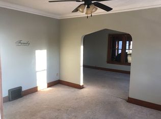 603 36th St, Sioux City, IA 51104