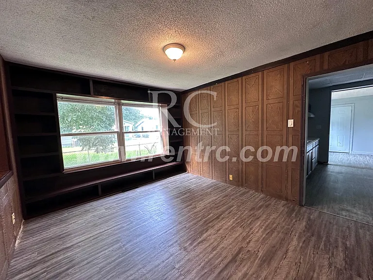 106 Wisconsin Ave — Photo 10