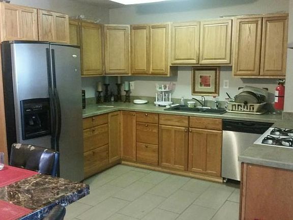 3rd image of 146 Dittmar Dr