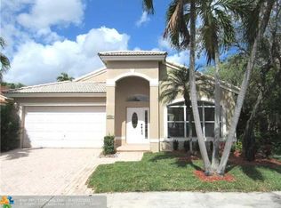 10285 SW 16th St, Pembroke Pines, FL 33025