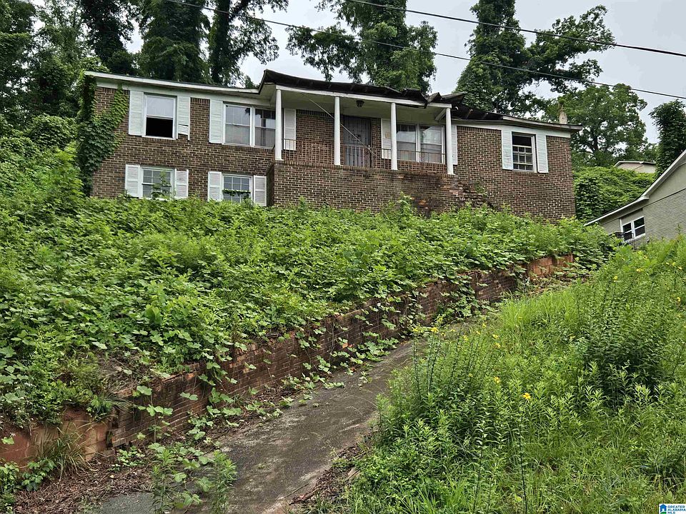 1st image of 409 Lance Ln