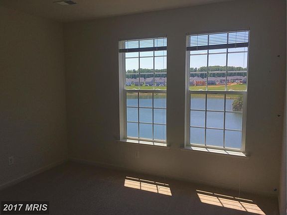 5th image of 625 Quarry View Ct Unit 405