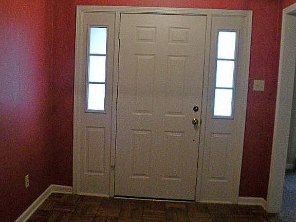 4th image of 2295 Fairfield Dr