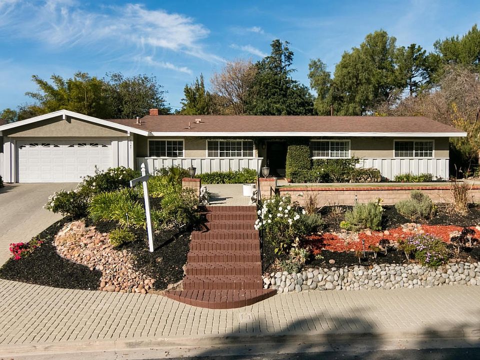 1947 Havenwood Dr-MLS_Size-001-14-Front