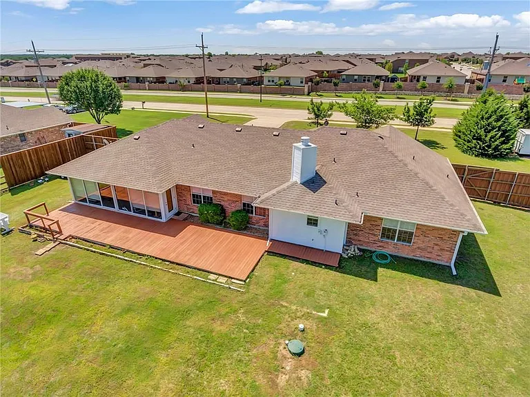 1528 Monte Carlo Blvd — Photo 9