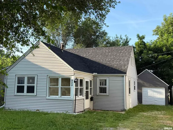 824 E London Ave, Peoria Heights, IL 61616
