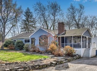 1 Laurel Ct, Acton, MA 01720