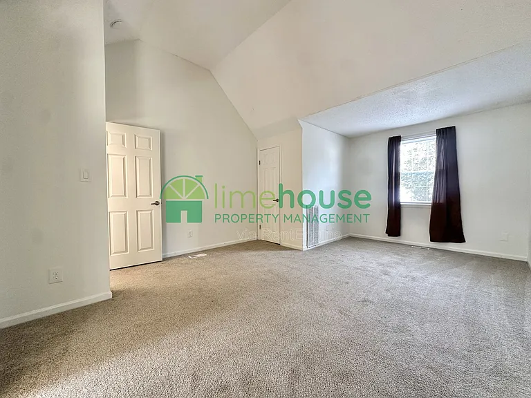 3207 Creekside Dr — Photo 11