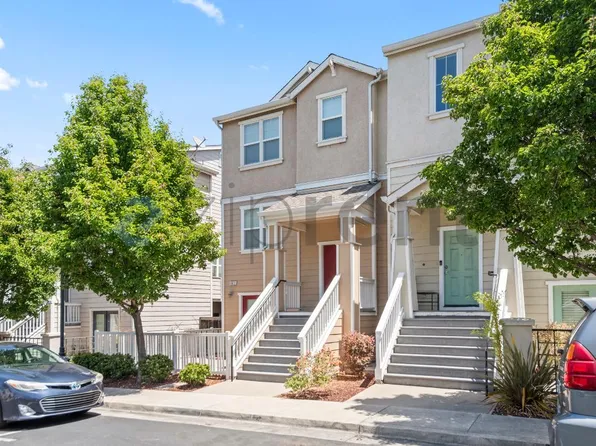 1611 Summer Ln, Richmond, CA 94806