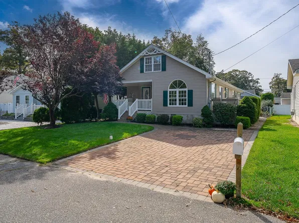 418 Fern Rd, Villas, NJ 08251