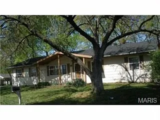 47 Saint Luke Dr photo 1