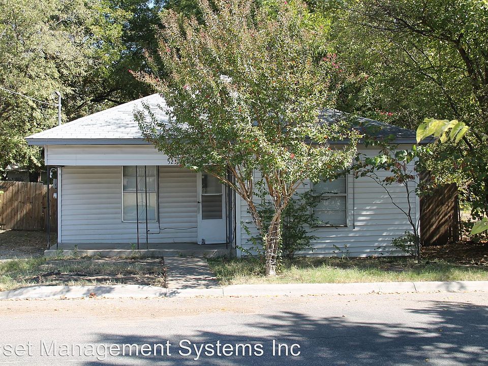 523 Wainwright St, Denton, TX 76201 Zillow