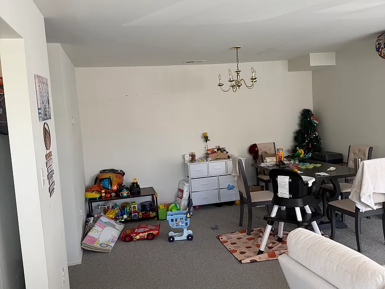 12 Azalea Dr — Photo 7