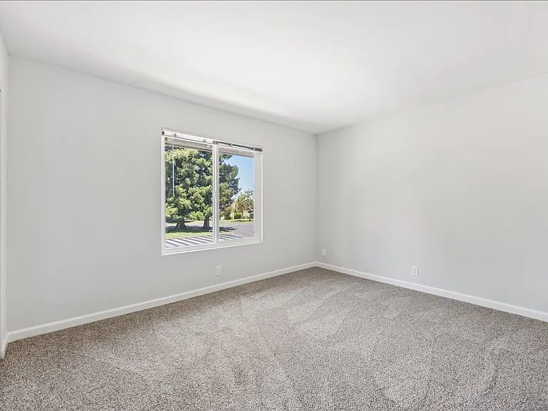 7051 Bowling Dr — Photo 5