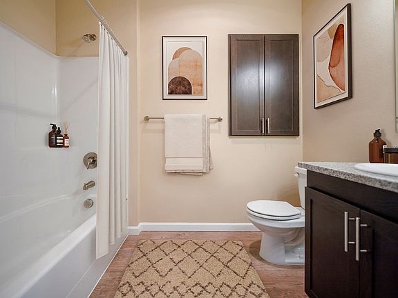 Willow Tree Place | Two-Bedroom Bathroom