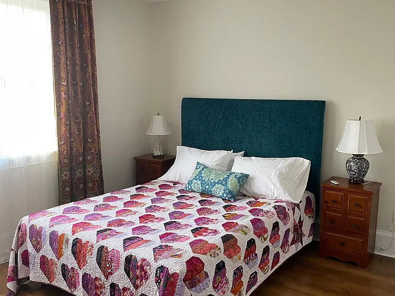 South bedroom, has a large walk-in closet