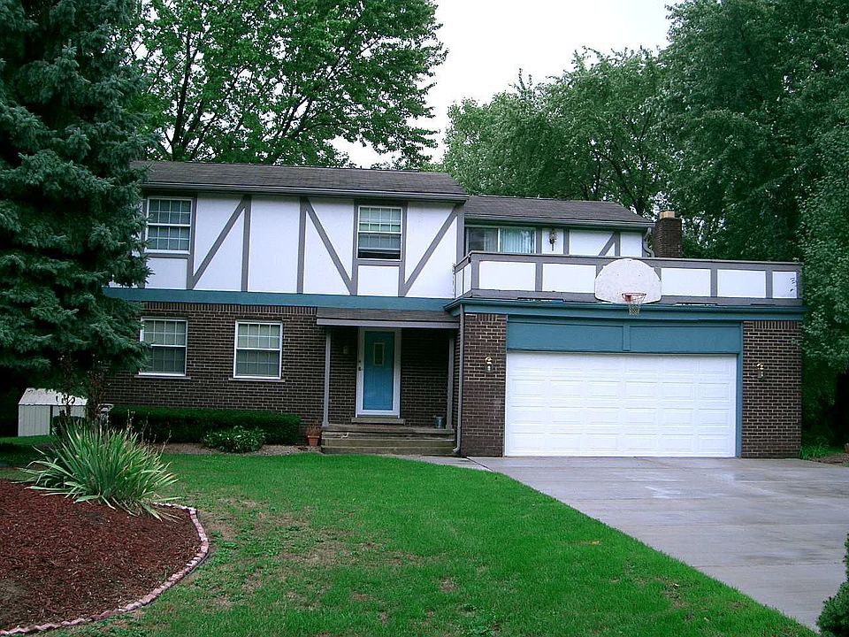 1st image of 26424 Holly Hill Dr