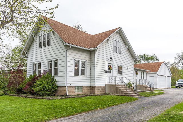1st image of 1932 Idlewild Ln
