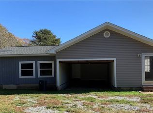 122 McGowan Ave, Abbeville, SC 29620