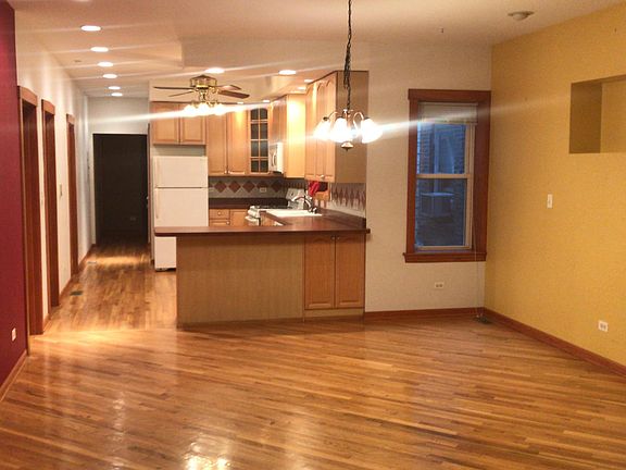 5th image of 4916 N Avers Ave #1