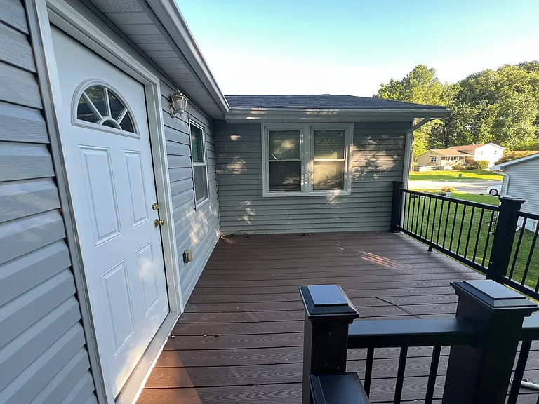 1318 Lincoln Woods Dr — Photo 6