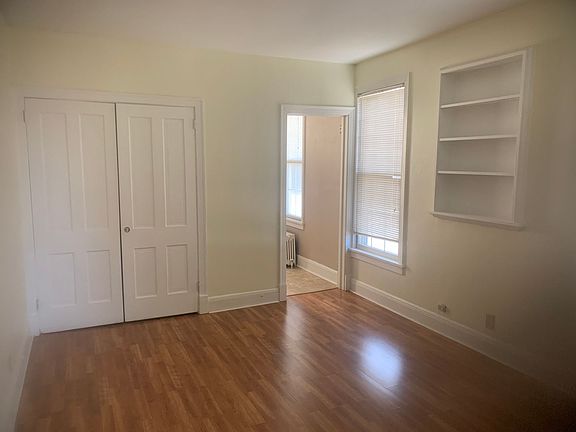 3rd image of 26 Kerwin Matthews Ct APT 2