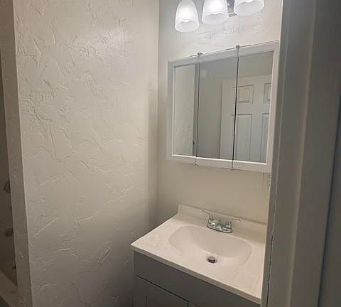 5th image of 107 Davis St #11