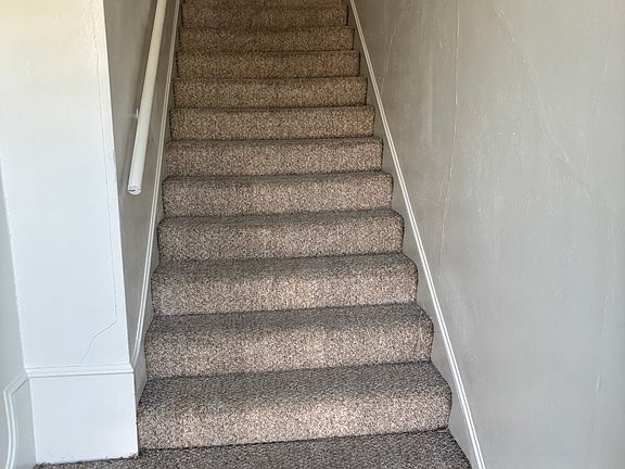 entryway upstairs
