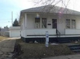 1324 Center St, Pekin, IL 61554