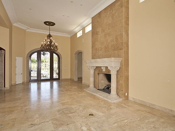 4th image of 6174 N Paradise View Dr