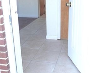 1054 N Boxwood Dr #B, Mount Prospect, IL 60056