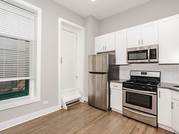 2nd image of 807 N Wabash Ave APT 2E