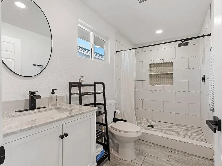 5313 Annette St #B — Photo 5