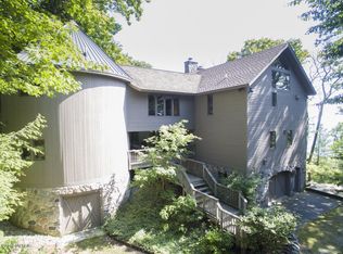 1947 S Glen Rd, Shelby, MI 49455