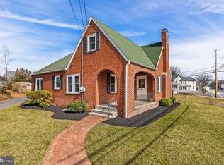 318 Marietta Ave, Mount Joy, PA 17552