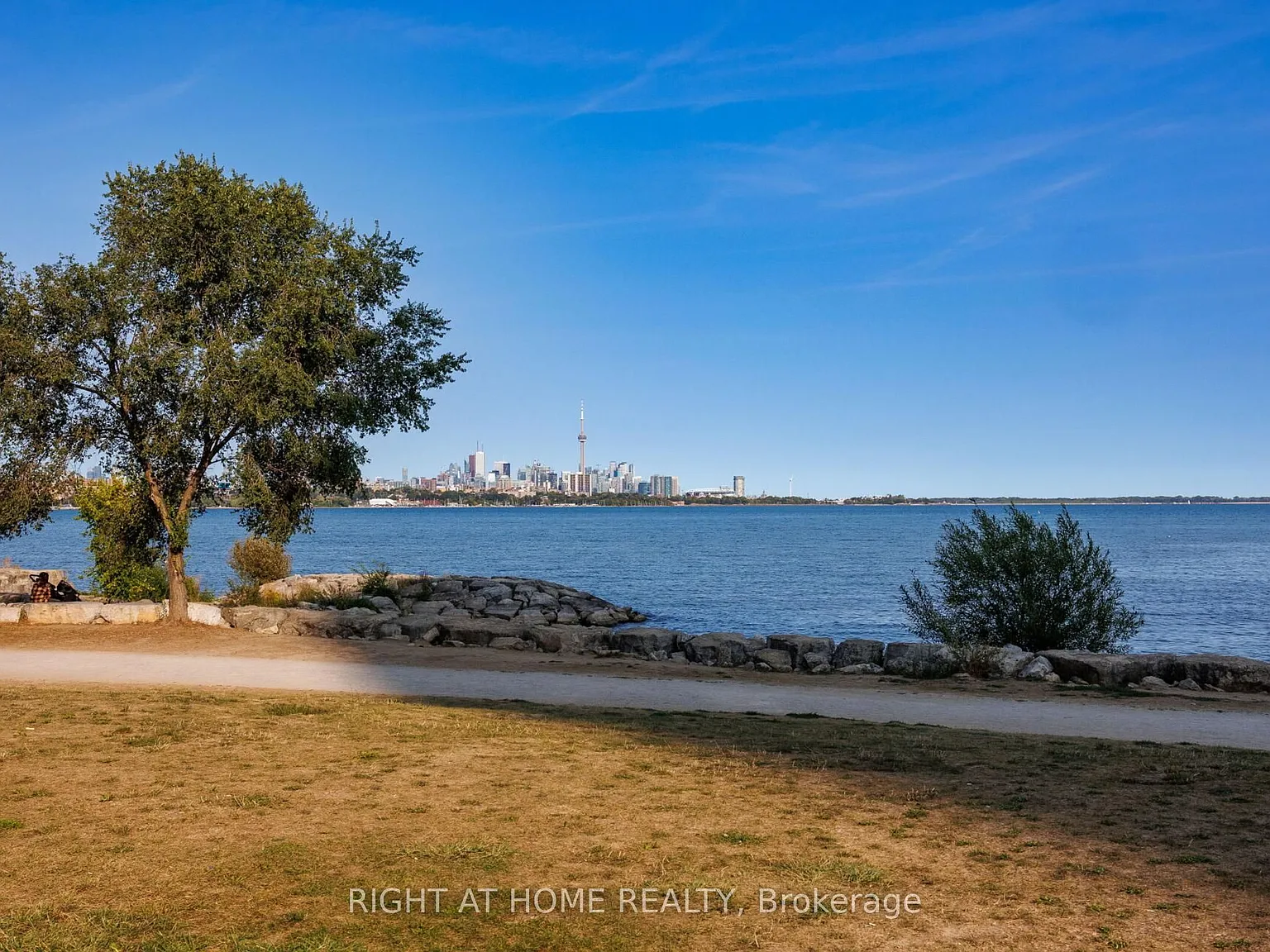 2 bed, $3,200 — Photo 4