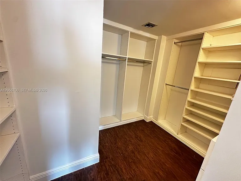 3411 Indian Creek Dr #1101 — Photo 13